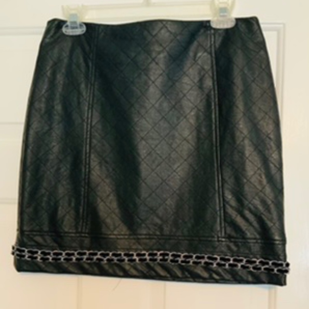 Romeo & Juliet  Black Leather skirt, Medium